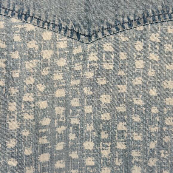 Anthropologie Cloth & Stone Dot-Dash Chambray Button-Up Shirt size Small - Picture 8 of 14